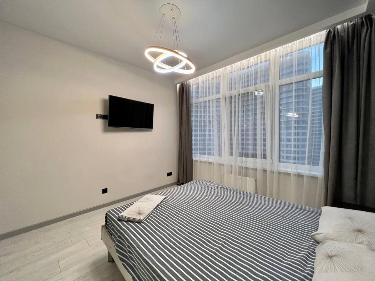 44 Pearl Stylish 1-Bedroom Apartment Одесса Экстерьер фото